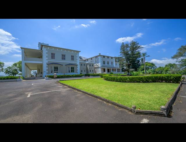 20 BEDROOM GUEST HOUSE FOR SALE IN BALLITO CENTRAL